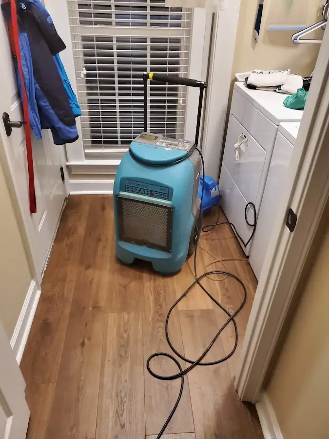 Commercial dehumidifier deployed for Flood Damage Cleanup in Carbondale